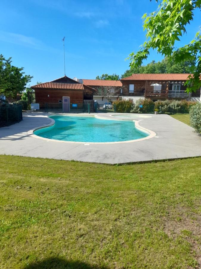 Appartement Les Terrasses Du Lac Aureilhan  المظهر الخارجي الصورة